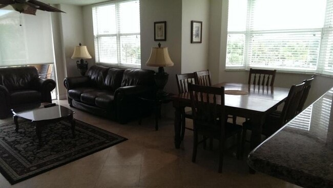 Building Photo - 3606 S Ocean Blvd