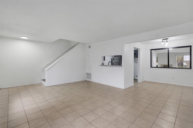 Building Photo - 12610 Ashford Meadow Dr