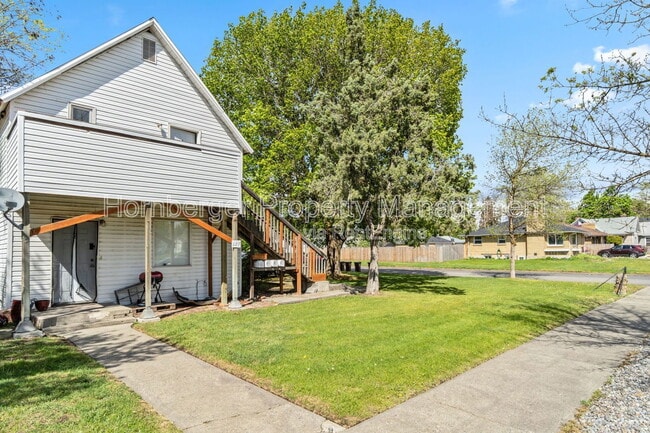 Primary Photo - 227 E Ermina Ave