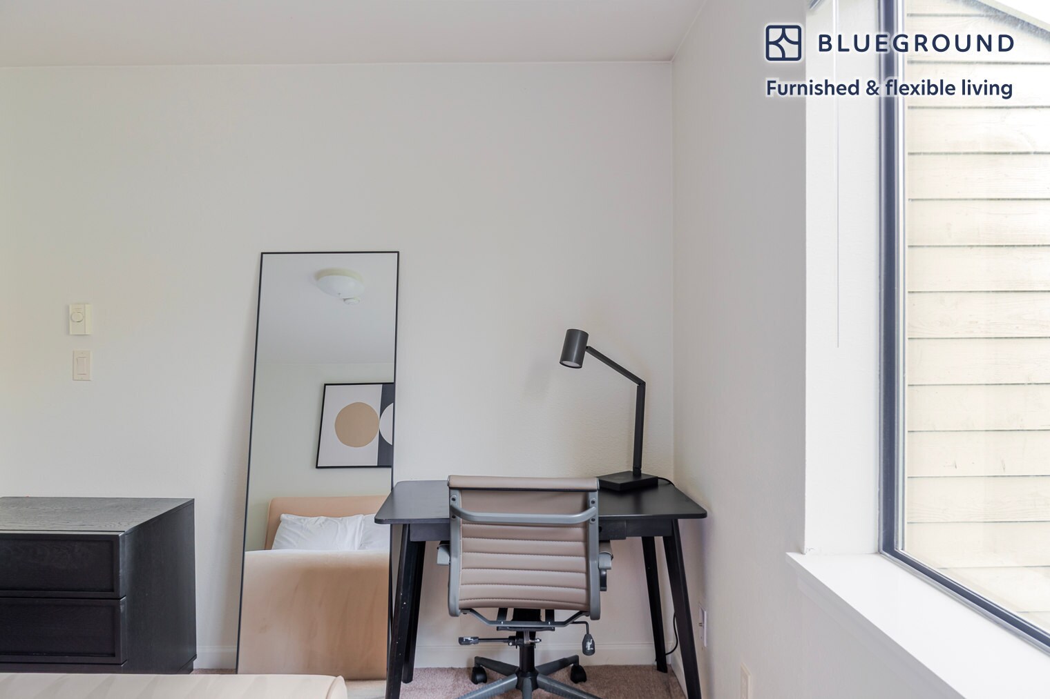 Building Photo - 15850 NE 40th St