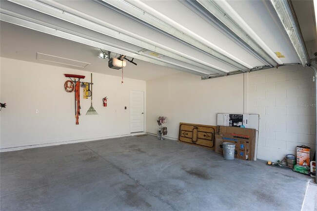 Building Photo - 447 Talisi Lp