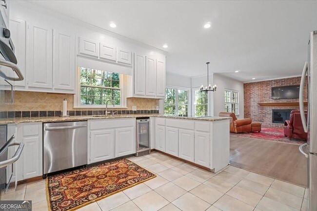 Building Photo - 80 Cliffcreek Trce NE