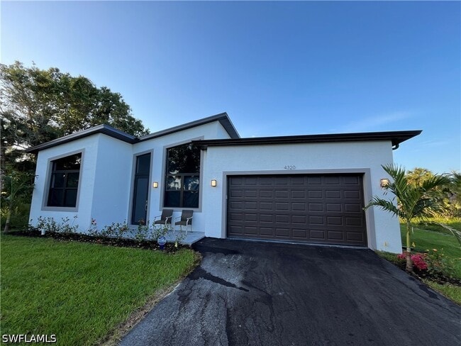 Building Photo - 4320 30th Ave SE