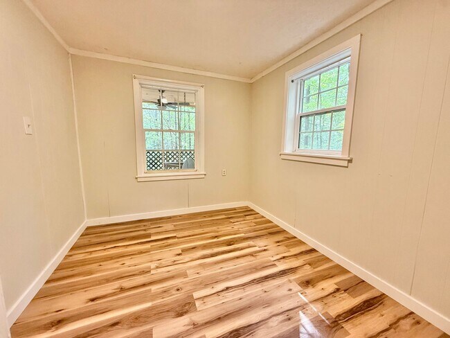 Building Photo - 6233 Steffner Cir