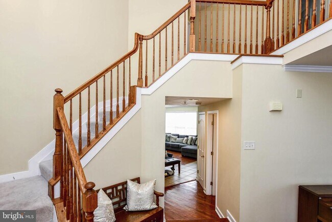Building Photo - 13003 Belle Meade Trace
