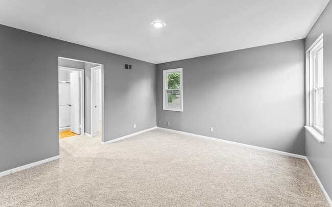 Building Photo - 16107 W 141st Terrace