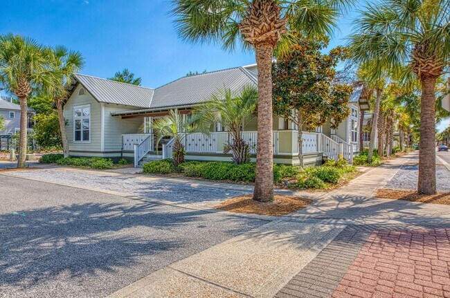 Building Photo - 50% off first months rent.  Open 3 bedroom...