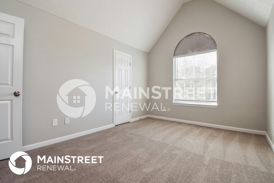 Building Photo - 5494 Brinwick Dr