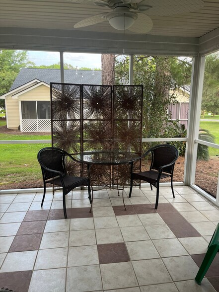 Building Photo - 7319 Suncatcher Dr