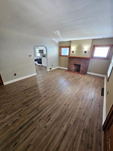 Living room - 1740 Fairmount Pky