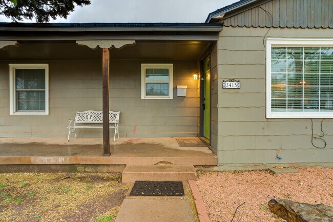 Building Photo - Wonderful 3/1 in the Medical District!