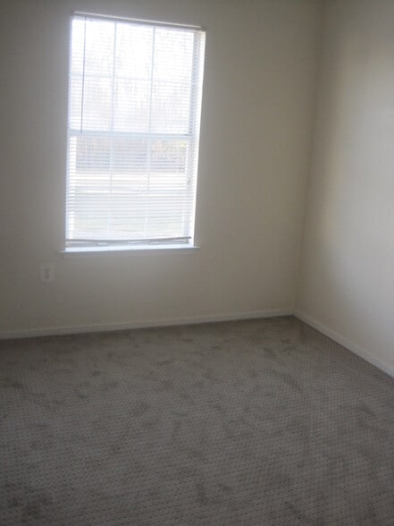 2nd Bedroom - 2470 Ridgehampton Ct