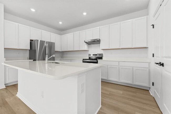 Building Photo - 29308 Kinsington Ct