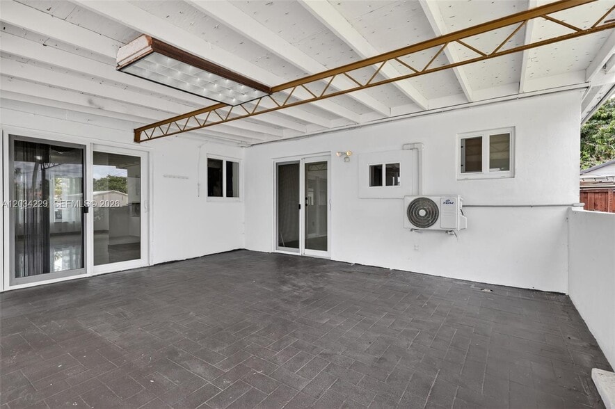 Building Photo - 17001 NW 53rd Ct
