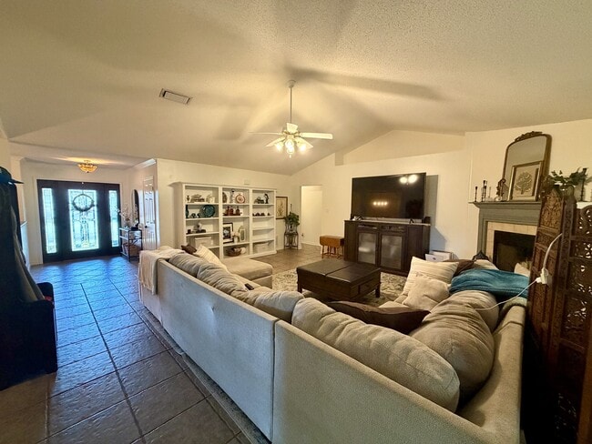 Building Photo - 3406 Hermitage Ct