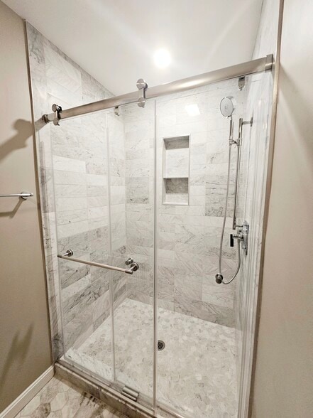 Building Photo - 82 Phillips St