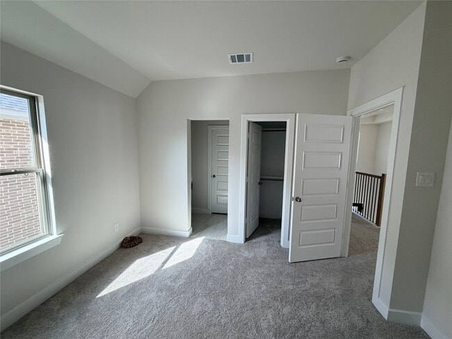 Building Photo - 30934 Vintage Crk Ln