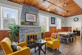 Building Photo - 1391 Woodbridge St