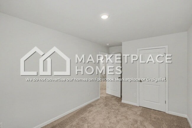Building Photo - 280 Oakwood Dr NW