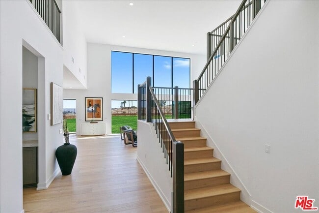 Building Photo - 22810 Seaqua Cir