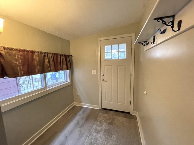 Building Photo - 266 W 8th St