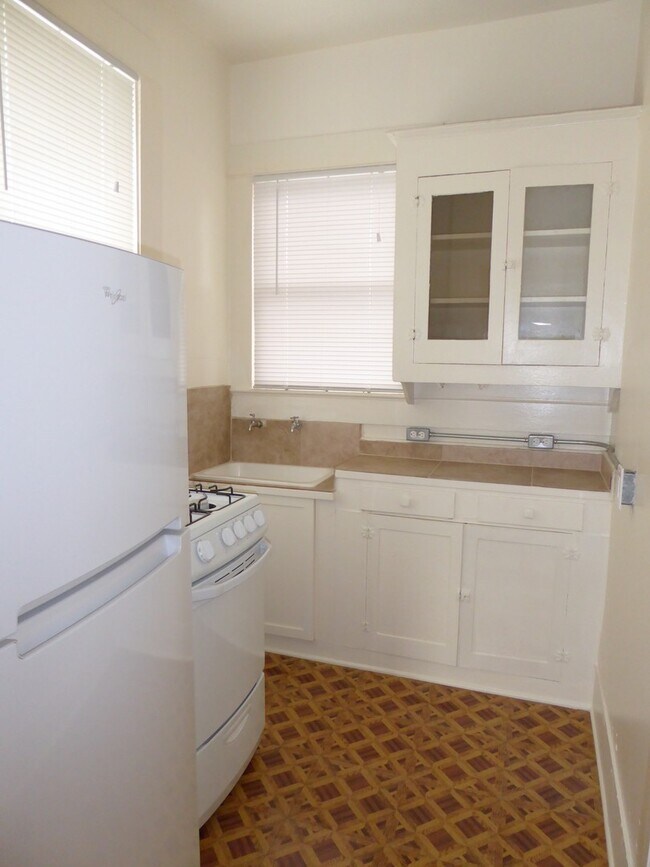 Building Photo - Studio loft in Alta Vista
