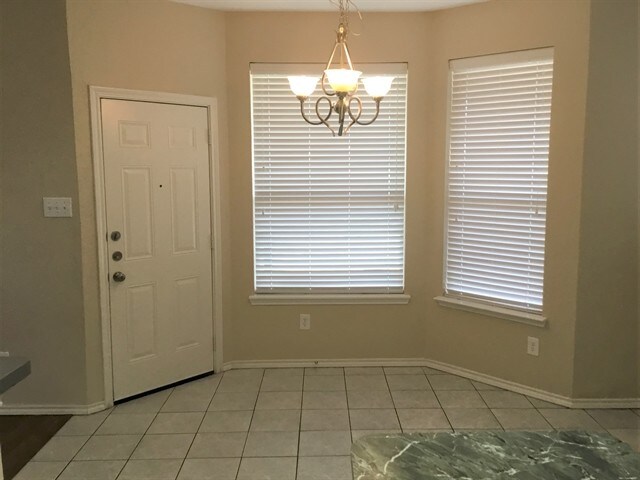 Building Photo - 7902 Shoshoni Drive