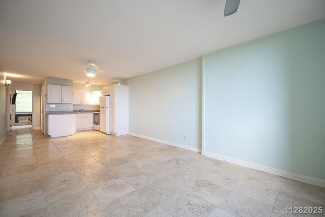 Building Photo - 1 Bd,1Ba,2Pkg! 51-636 Kamehameha Hwy #511 at $2,300/month