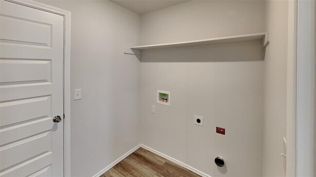 Building Photo - 9709 Laredo Ln