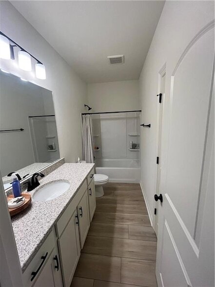 Building Photo - 46062 Terra Cotta Ct