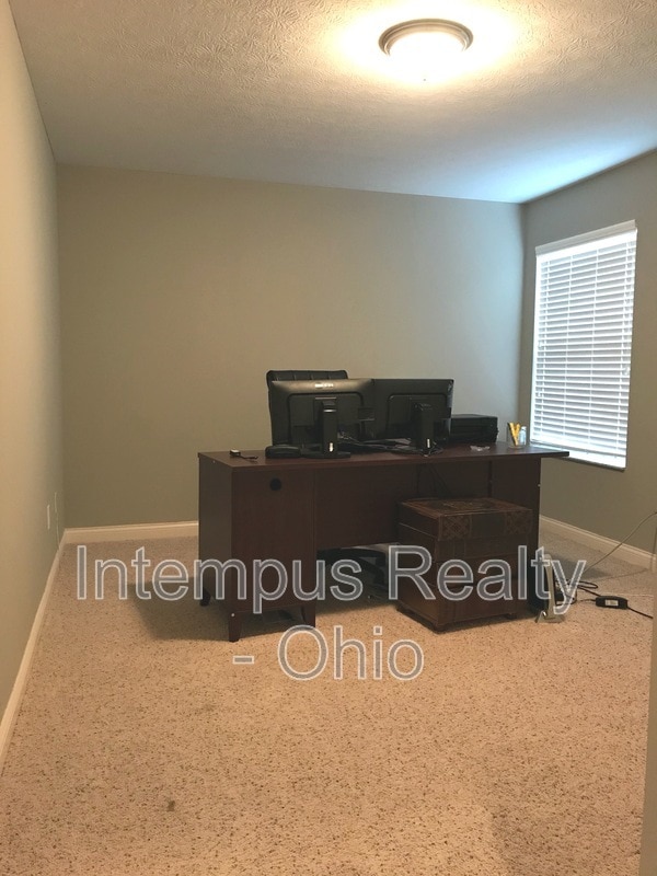 Building Photo - 5081 Dinard Way