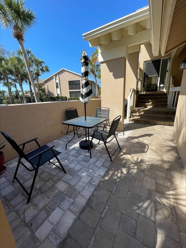 Building Photo - 5251 Heron Way