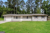 Building Photo - 1947 Valley Woods Dr