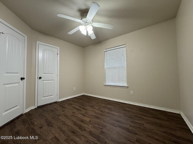 Building Photo - 9312 Quitman Ave