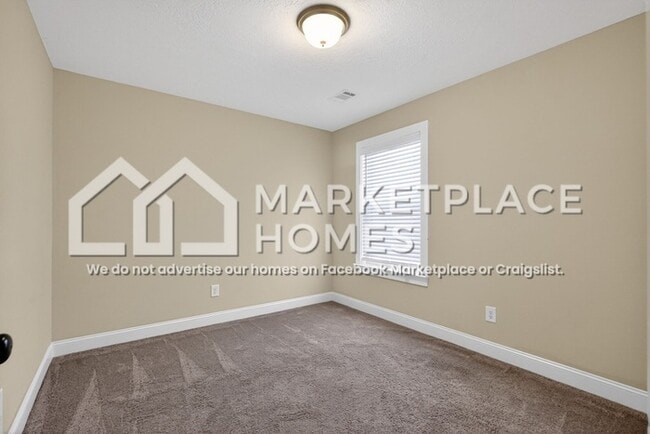 Building Photo - 2235 Perrins Ln