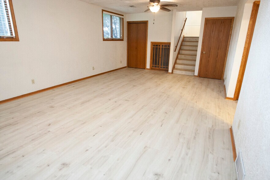 Building Photo - 538 Cottonwood Ave