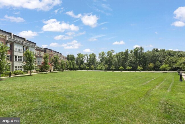 Building Photo - 501 Triggerfish Dr