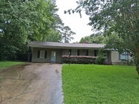 Building Photo - 3bed 2 bath in North East Jxn