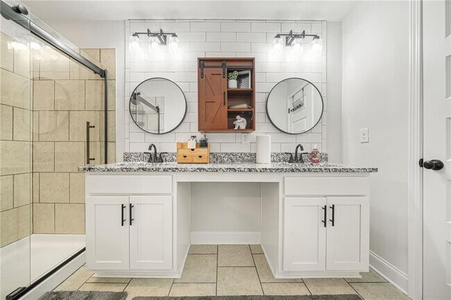 Building Photo - 967 Allegro Park