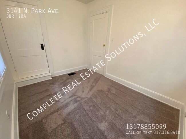 Building Photo - 3141 N Park Ave