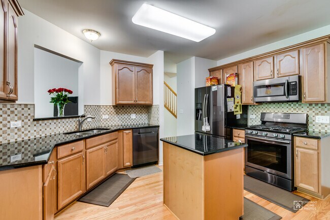 Building Photo - 346 Lucille Ln