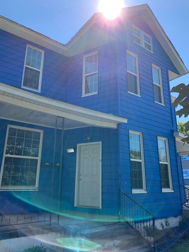 Building Photo - 512-514 S 4th ST