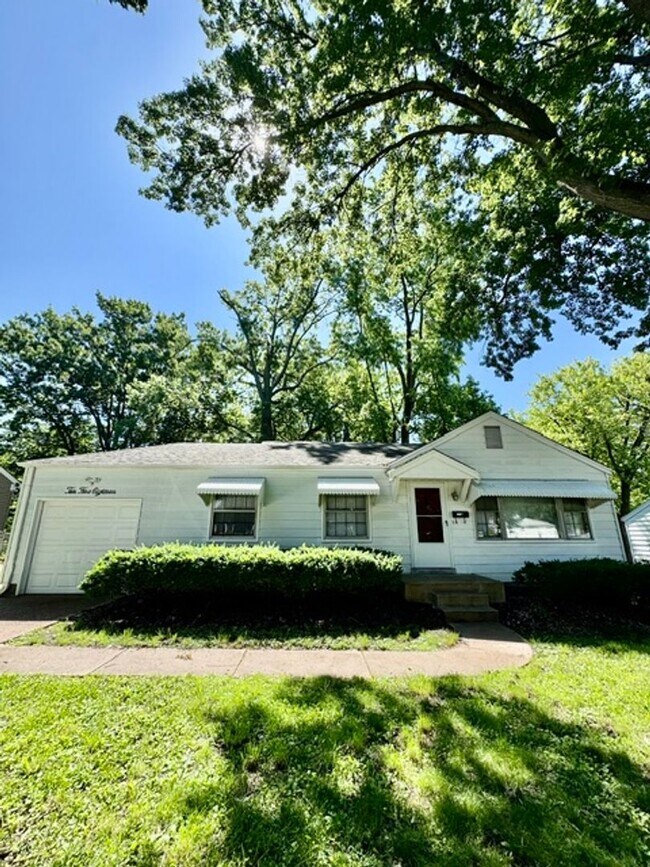 Primary Photo - Beautiful 3BD/1BA in St. Louis, MO