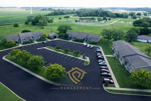 Building Photo - Maple Leaf Apartments