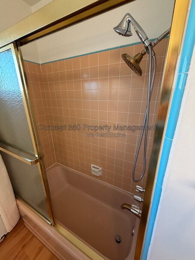 Building Photo - 3610 W 230th St