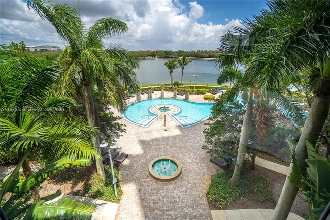 Building Photo - 2641 N Flamingo Rd