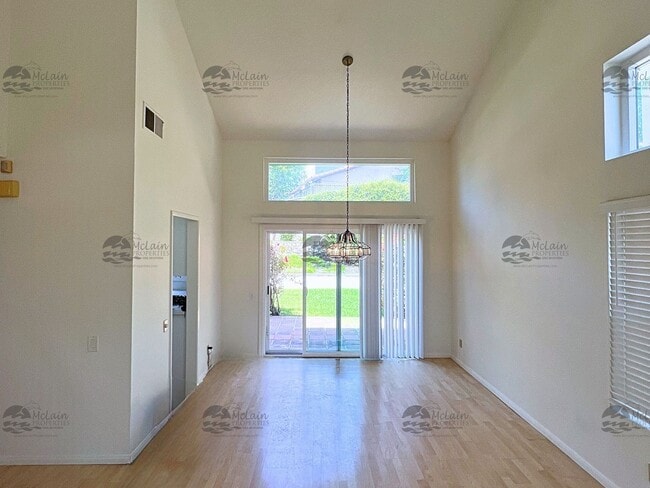 Building Photo - Two Story 3BD/2.5BA Home In Carmel Valley