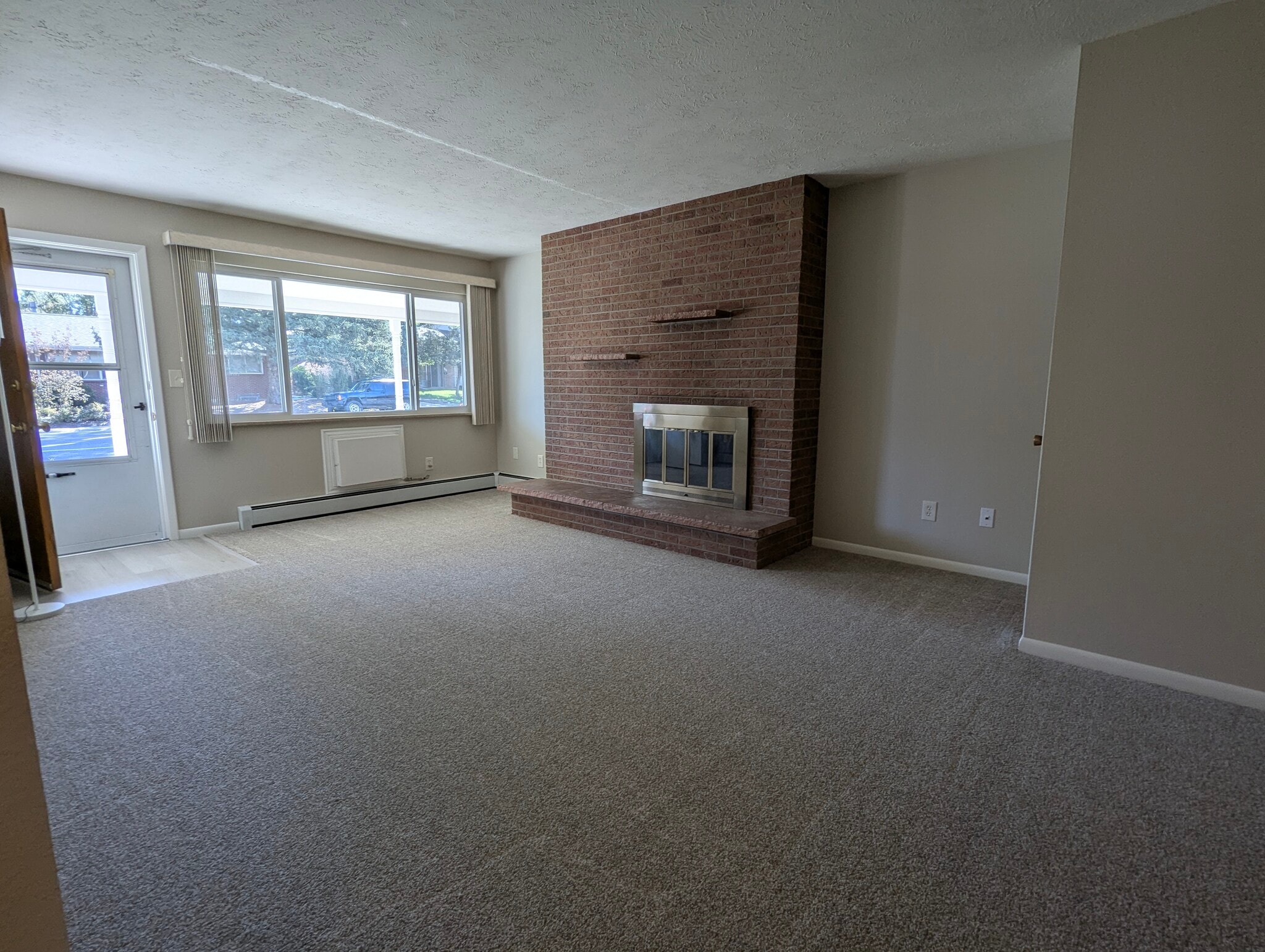 Fireplace in living room - 2143 19th Avenue