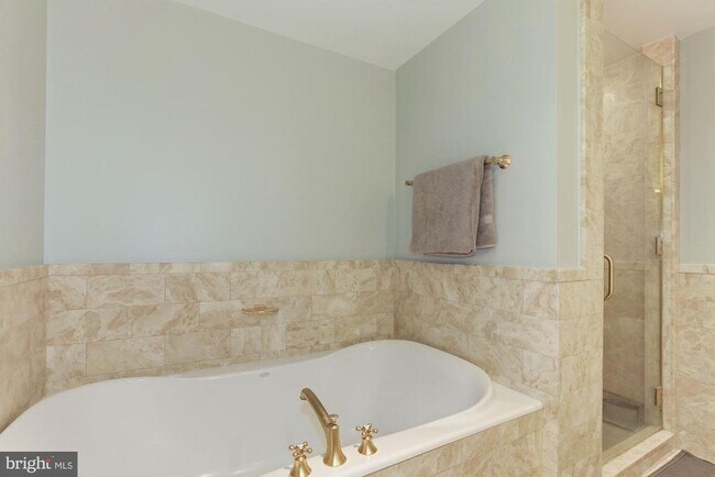 Building Photo - 1155 23rd St NW