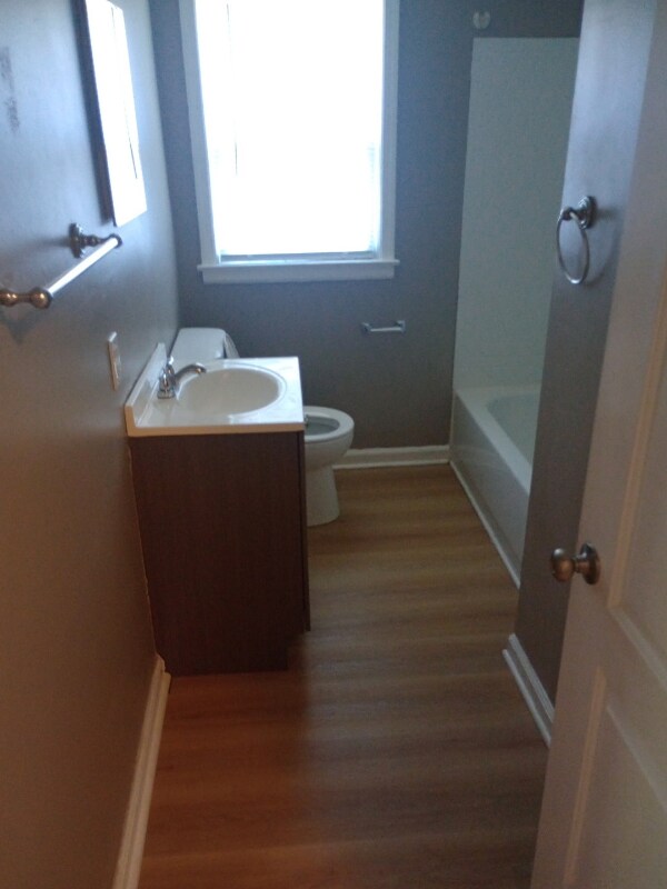 Building Photo - 2145 Admiral Dr